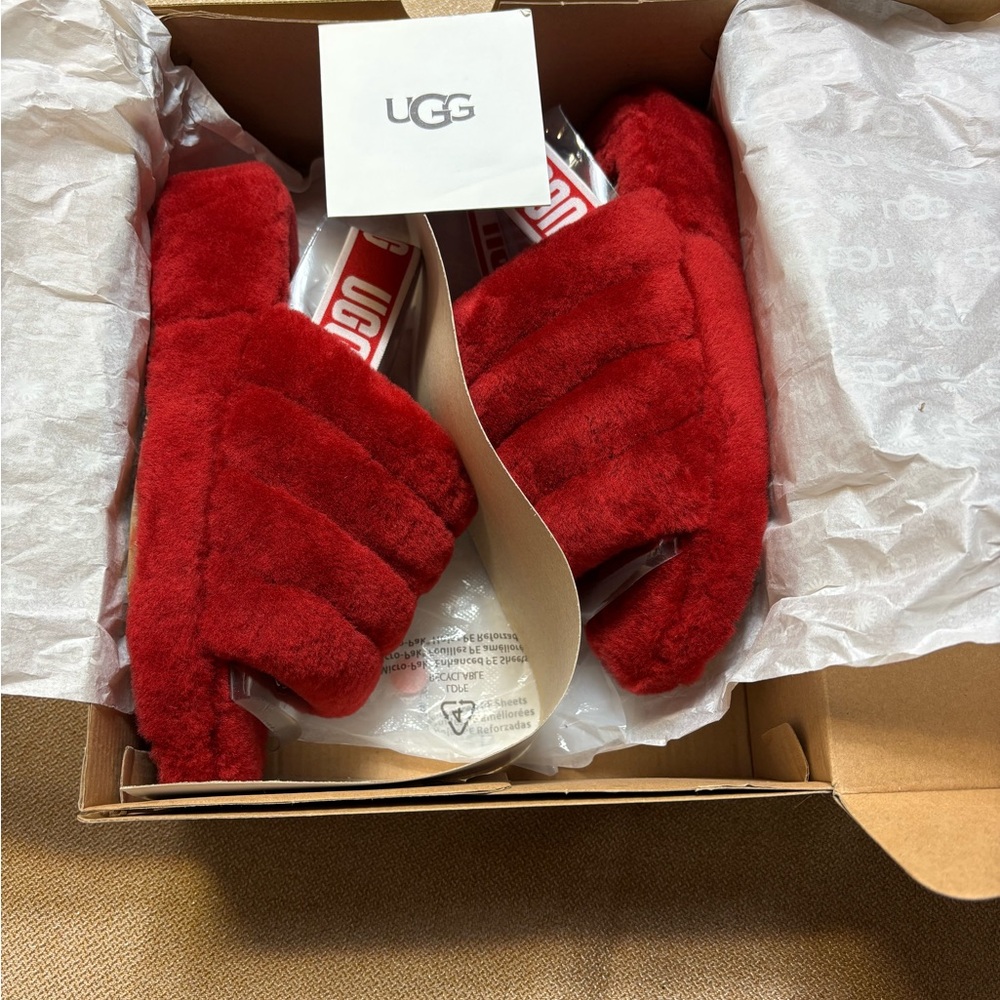UGG Fluff Yeah Red Ribbon Slide Slipper Women's US size 6